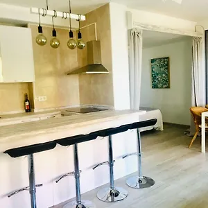 Apto En El Centro, Junto A La Playa, Apartamento Marbella